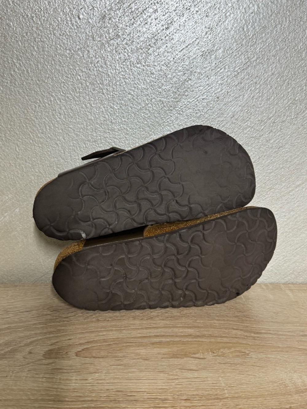 Birkenstock Gizeh in Golden Brown Leather Thong Sandals Size 37 US 6 - Picture 10 of 11